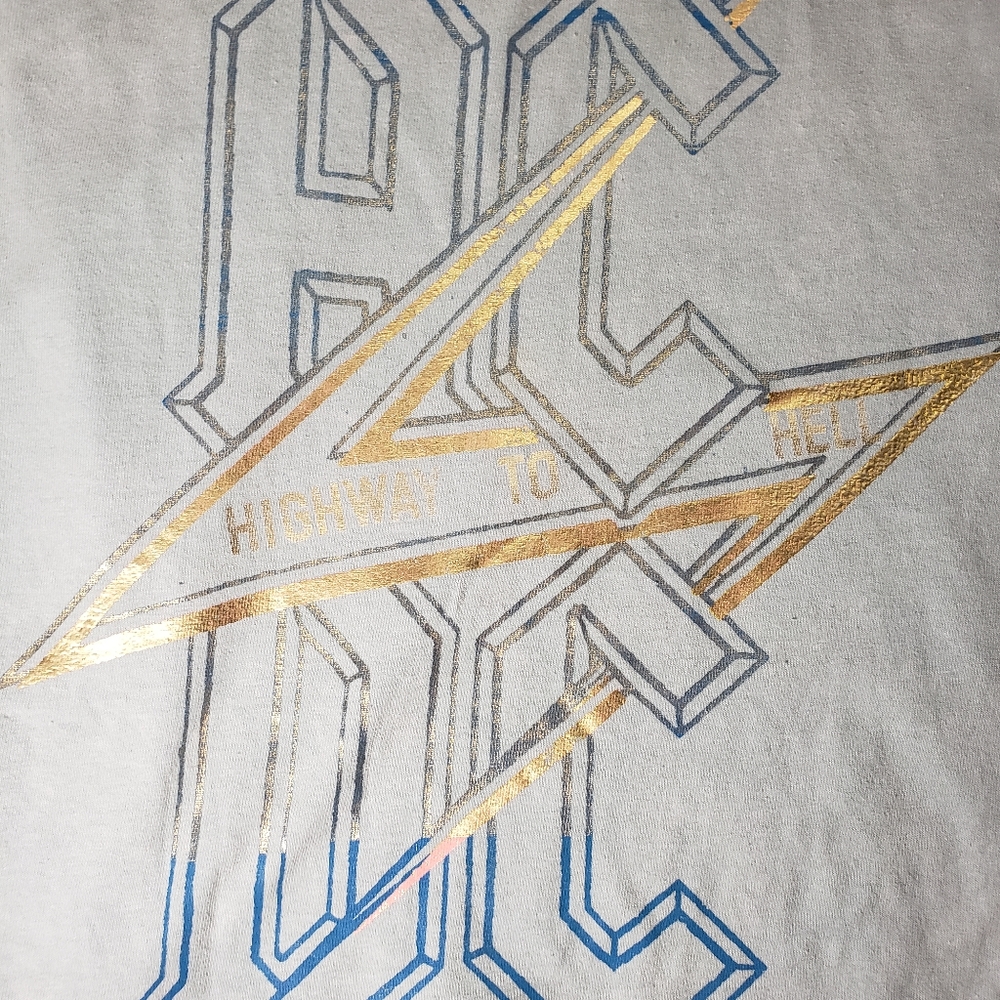 NWOT Women's Crop Long Sleeve T-shirt - Picture 2 of 4
